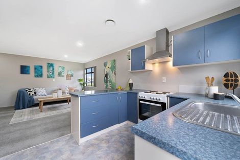 Photo of property in 32d Gifford Road, Papatoetoe, Auckland, 2025