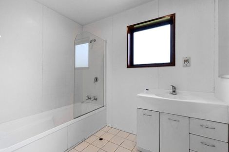 Photo of property in 22 Rata Street, Wanaka, 9305