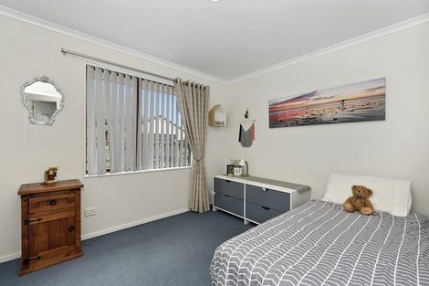 Photo of property in 23 Twickenham Place, Nawton, Hamilton, 3200