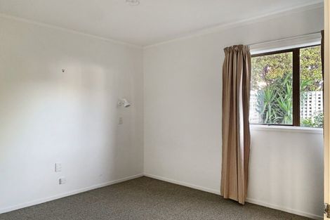 Photo of property in 65 Esplanade, Kaiti, Gisborne, 4010