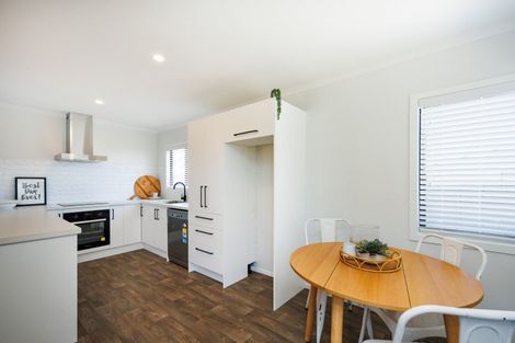 Photo of property in 10 Dahlstrom Grove, Kelvin Grove, Palmerston North, 4414