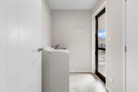 Photo of property in 44b Waikite Road, Welcome Bay, Tauranga, 3112