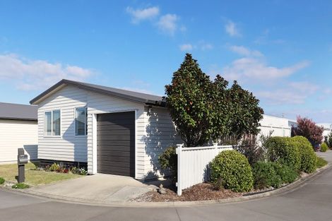 Photo of property in 11 Kamahi Crescent, Papamoa Beach, Papamoa, 3118