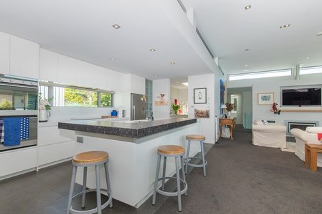 Photo of property in 15 Faulks Terrace, Wanaka, 9305