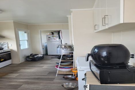Photo of property in 6 Karina Place, Glen Eden, Auckland, 0602