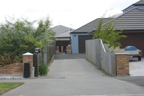 Photo of property in 525 Bower Avenue, Parklands, Christchurch, 8083