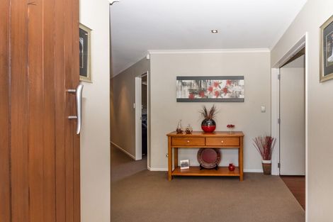 Photo of property in 58 Medhurst Road North, Bombay, 2675