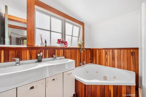 Photo of property in 15 Lincoln Road, Carterton, 5713