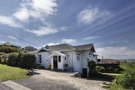 Photo of property in 79 Tees Street, South Hill, Oamaru, 9400
