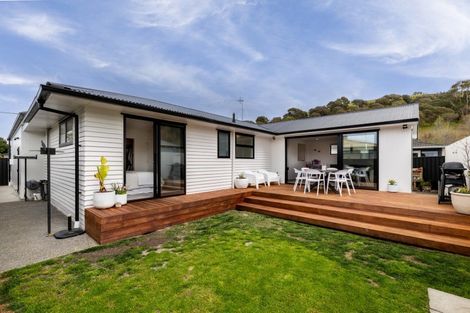 Photo of property in 23 Golding Road, Taradale, Napier, 4112