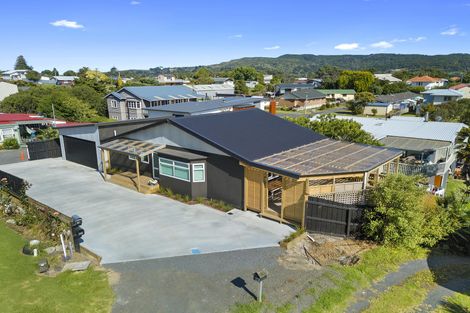 Photo of property in 10a Park Drive, Raglan, 3225