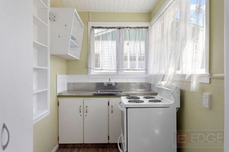 Photo of property in 30 Douglas Street, Grasmere, Invercargill, 9810