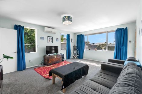 Photo of property in 3/90 Springs Road, Hornby, Christchurch, 8042