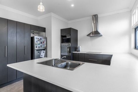 Photo of property in 27 Queen Street, Winton, 9720