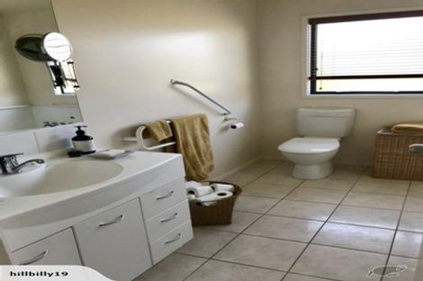 Photo of property in 6 Saint Hill Lane, Havelock North, 4130