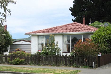 Photo of property in 58 Kawau Crescent, Bromley, Christchurch, 8062