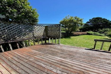 Photo of property in 37 Ranui Terrace, Tawa, Wellington, 5028
