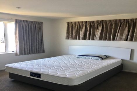 Photo of property in 89a Clovelly Road, Bucklands Beach, Auckland, 2012