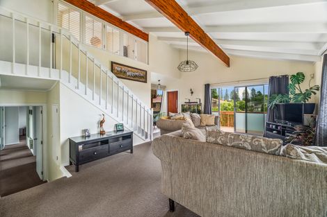 Photo of property in 1 Waitawa Place, Lynmore, Rotorua, 3010