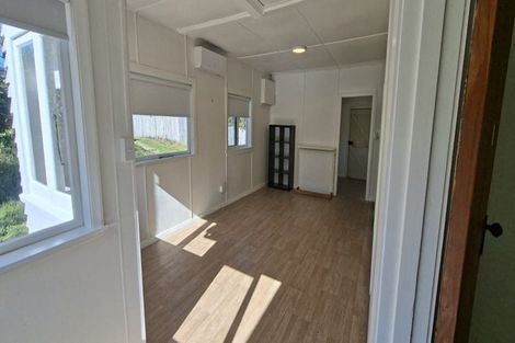 Photo of property in 21 Manuka Street, Otaki Beach, Otaki, 5512