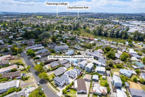 Photo of property in 27c Megan Avenue, Pakuranga Heights, Auckland, 2010