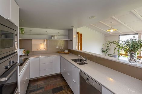 Photo of property in 1 Halcyon Way, Cashmere, Christchurch, 8022