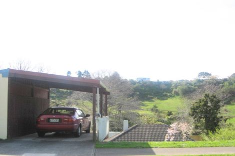 Photo of property in 33 Glenpark Avenue, Frankleigh Park, New Plymouth, 4310