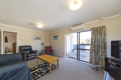 Photo of property in 12 South Street, Feilding, 4702