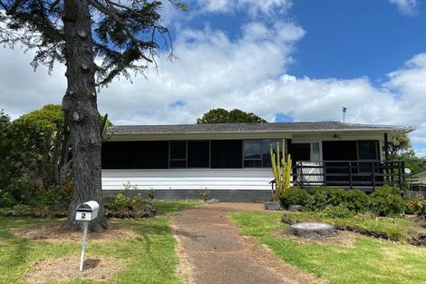 Photo of property in 2 Matua Place, Clendon Park, Auckland, 2103