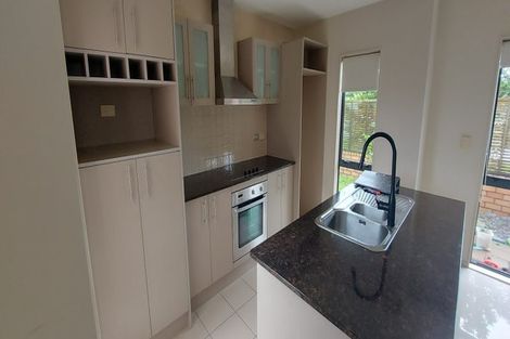 Photo of property in Hibiscus Garden, 1 Lavender Garden Lane, Oteha, Auckland, 0632