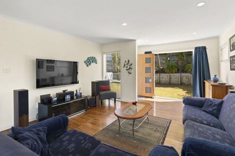 Photo of property in 20 Wyoming Avenue, Murrays Bay, Auckland, 0630
