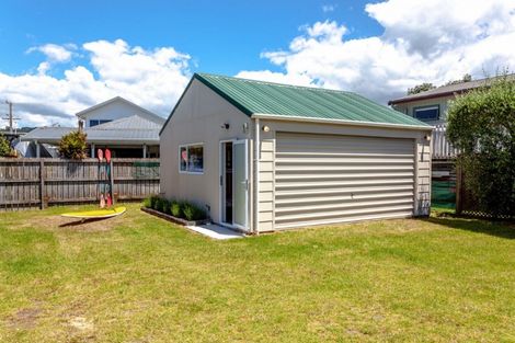 Photo of property in 302b Given Avenue, Whangamata, 3620