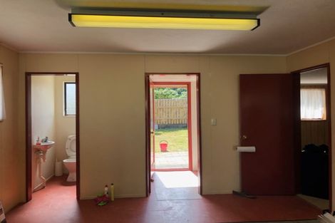 Photo of property in 16 Chestnut Grove, Maungaraki, Lower Hutt, 5010