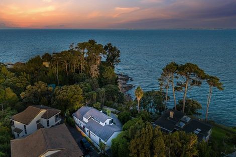 Photo of property in 75 Cliff Road, Torbay, Auckland, 0630