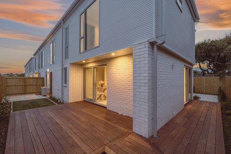 Photo of property in 4/50 Marine Parade, North New Brighton, Christchurch, 8083