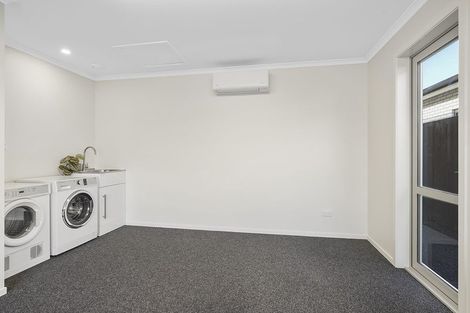 Photo of property in 31 Overton Street, Rototuna North, 3210