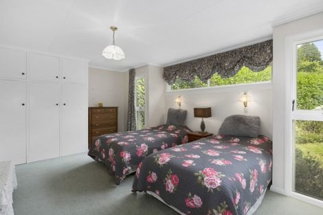 Photo of property in 5 Three Mile Hill Road, Halfway Bush, Dunedin, 9010