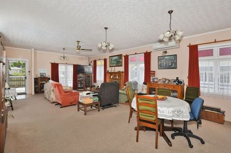 Photo of property in 27 Maunu Road, Avenues, Whangarei, 0110
