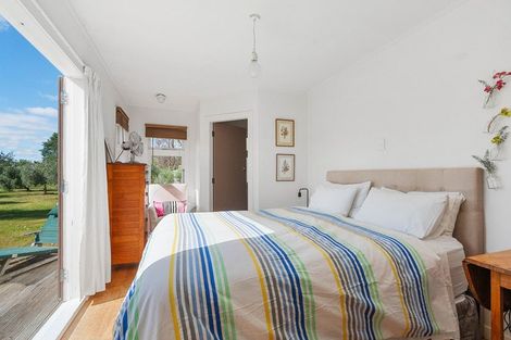 Photo of property in 7 Hawkins Drive, Martinborough, 5711