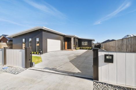 Photo of property in 10 Kanzan Grove, Maewa, 4702
