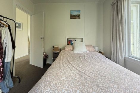 Photo of property in 67 Marine Parade, Paraparaumu Beach, Paraparaumu, 5032