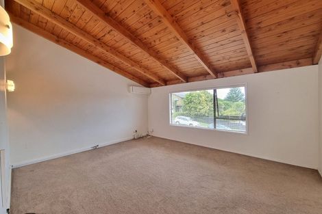 Photo of property in 28a Longburn Road, Henderson, Auckland, 0610