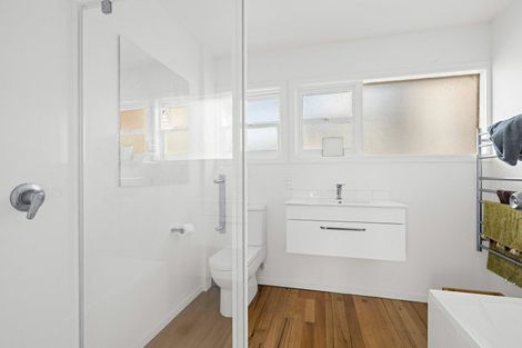 Photo of property in 14 Hythe Terrace, Mairangi Bay, Auckland, 0630