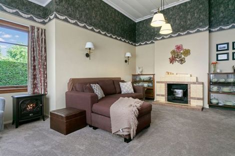 Photo of property in 30 Clare Street, Cambridge, 3434