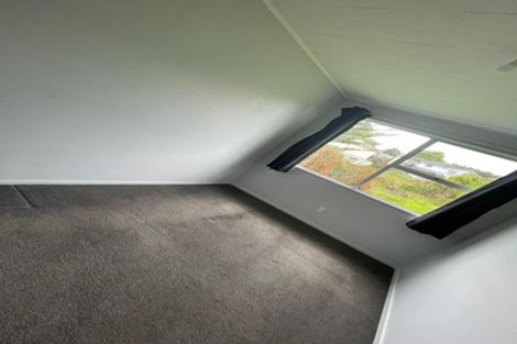 Photo of property in 3 Vina Place, Massey, Auckland, 0614