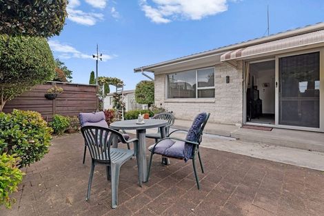 Photo of property in 1/30 Pegler Drive, Howick, Auckland, 2014