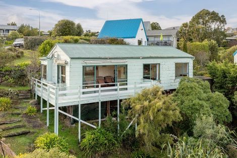 Photo of property in 12 Emerson Crescent, Diamond Harbour, Lyttelton, 8971