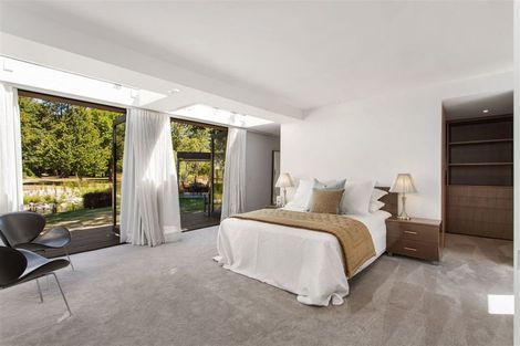 Photo of property in 27 Fendalton Road, Fendalton, Christchurch, 8014