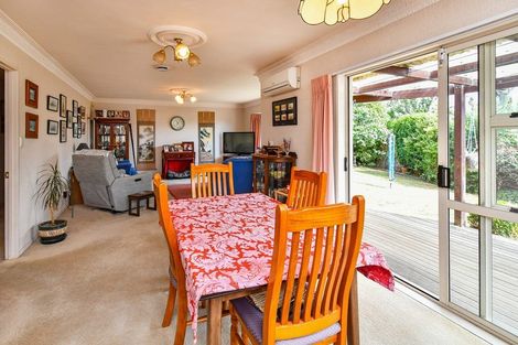 Photo of property in 2/22 Butterworth Avenue, Opaheke, Papakura, 2113