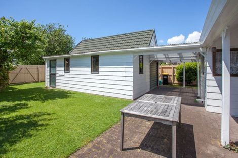 Photo of property in 8 Kauri Place, Tairua, 3508